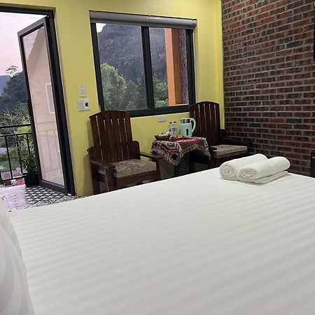Cozy Son Hotel Ninh Bình Exteriör bild